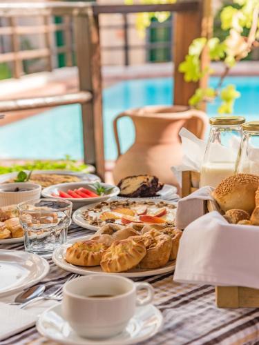 Food and beverages, Villa Archanes in Archanes