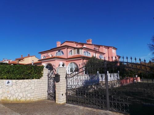  Apartment in Pavicini/Istrien 8716, Pension in Pavicini