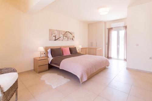 Athena Villas Olive Grove & Estate - image 2