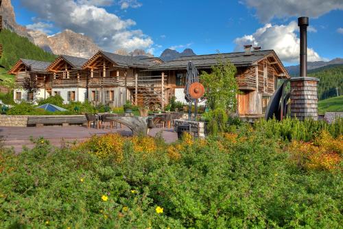 Hotel Fanes - image 12