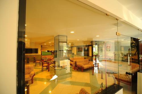 餐廳, 蒙迪艾爾酒店公寓 (Hotel Residence Mondial) in 蒙格里亞