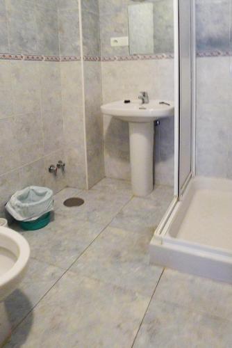 Hostal San Miguel - image 4