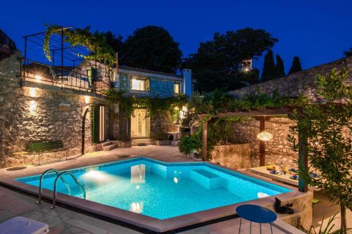 Eternity with pool