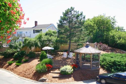 Cape Ann Motor Inn 4