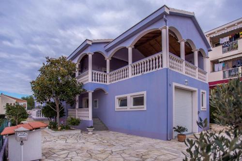  Apartments and rooms with parking space Zadar - Diklo (Zadar) - 5770 in Zadar