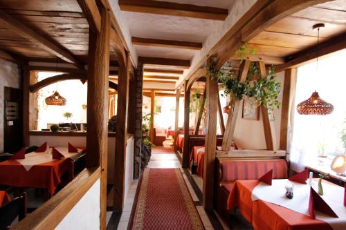 Restorāns, Hotel Adria Stuben in Urbar (Mayen-Koblenz)
