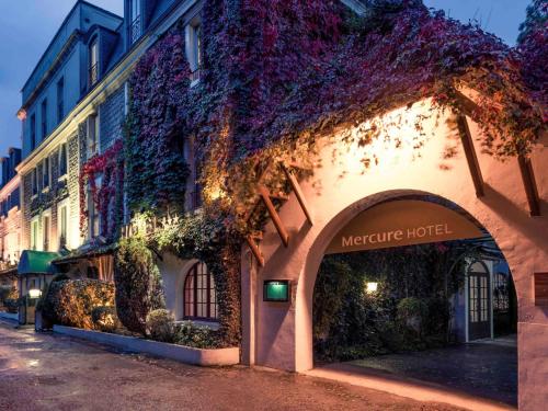 Зовнішній вигляд готелю, Hotel Mercure Paris Ouest Saint-Germain in Saint-Germain-en-Laye