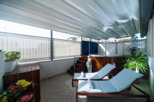 อ่างแช่น้ำร้อน, Hotel Erika in ริมินี