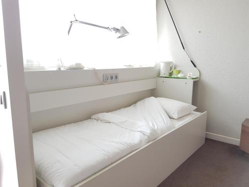 New Generation Triple Room ( 2 Single Beds + 1 Junior Bed)