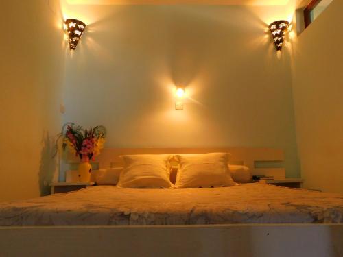 1 double bed