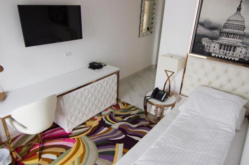 A Hotels - main image