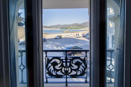 Hotel Areas III Playa in Viveiro