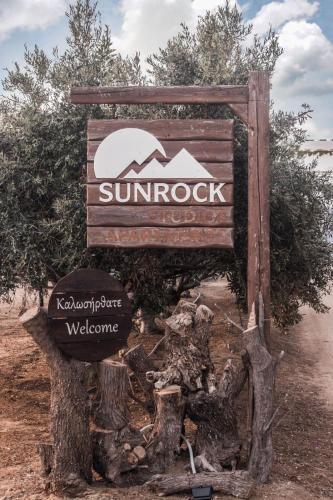 Sunrock Suites