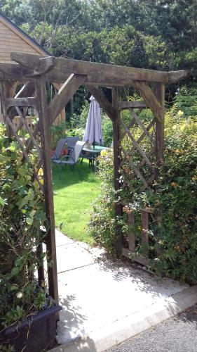 Woodlands House - image 14