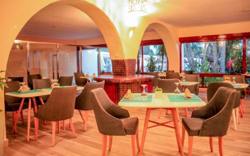 Restaurant, Assam Hotel in Kenitra