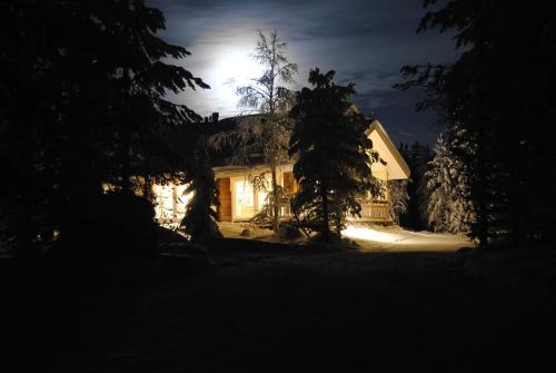 RukaNeliö Cottage