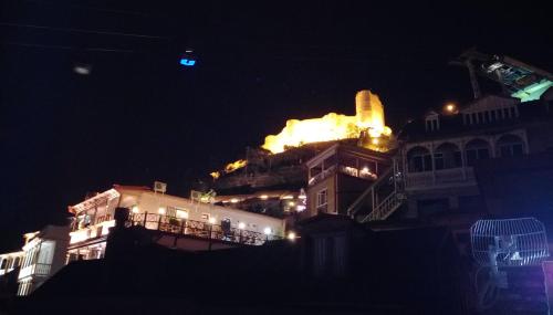 Gomi13 – Tbilisi, MA