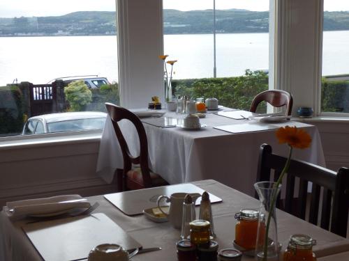 Vaade, Douglas Park Guest House in Dunoon