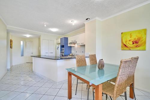 Two-Bedroom Apartment room in North Cove Waterfront Suites