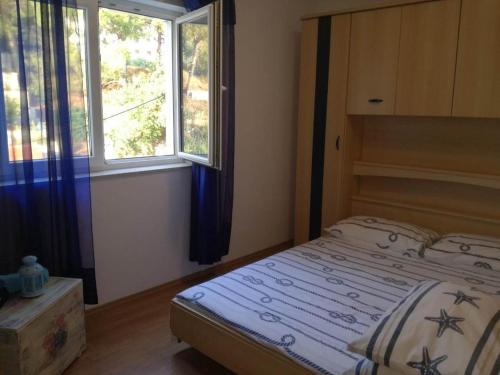 Apartments with a parking space Podgora Makarska - 12306 - main image