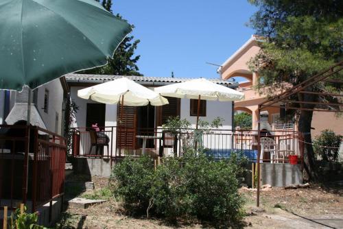Seaside holiday house Zatoglav, Rogoznica - 13540, Rogoznica (photo 3)