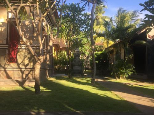 Vaade, Kputra Homestay in Amed