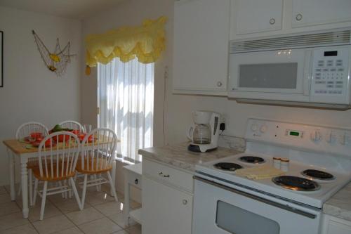 Seneca Point Trail Villa 141 in Kissimmee, USA