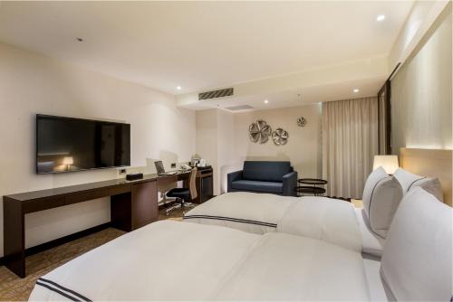 room detail thumbnail 1