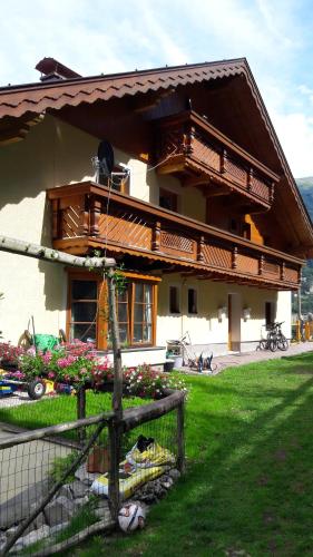 2 bedrooms, 2 beds