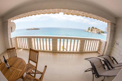 Saint Stefan Apartments - image 9