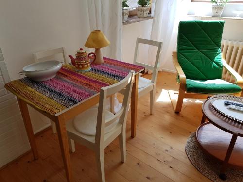 Studio- Kokon- Souterrain Studio- Kokon- Souterrain