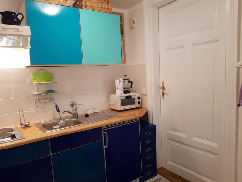 Studio- Kokon- Souterrain Studio- Kokon- Souterrain