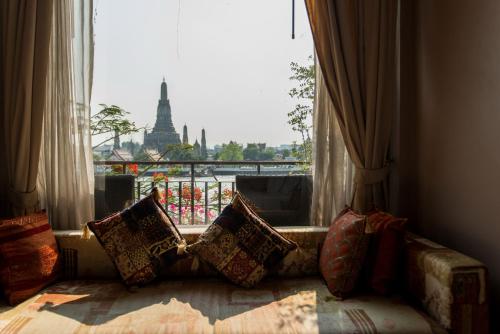 ทัศนียภาพ, ศาลาอรุณ (Sala Arun) near มัสยิดต้นสน
