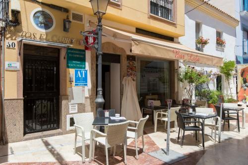 B&B Torremolinos - Apartamentos Edificio Capricho - Bed and Breakfast Torremolinos