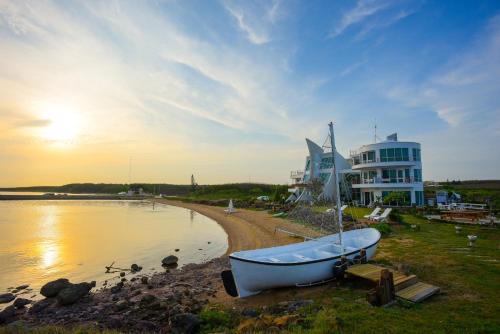 Migrator Intertidal Homestay in Baisha Township