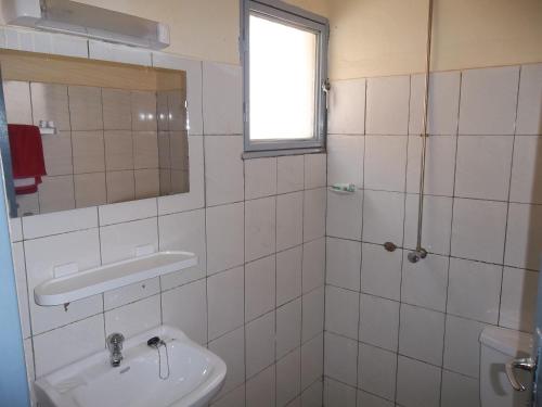 Budget Single Room image 1