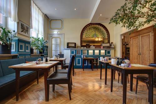 مطعم, Centro Hotel Blankenburg by INA in كارلسروه