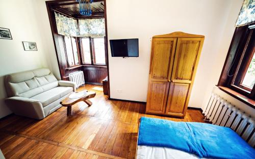 Triple Room with Bathroom