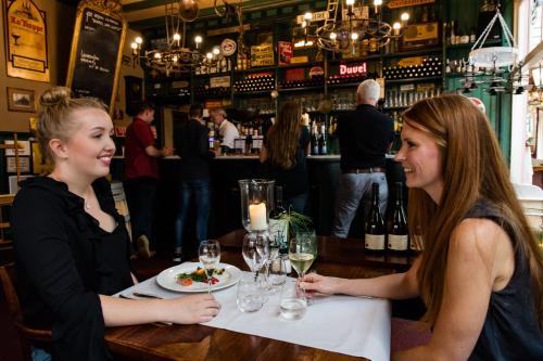 Restaurant, Hotel Restaurant Taverne in Twello