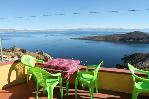 Balcony/terrace, Hostal Jallalla in Yumani