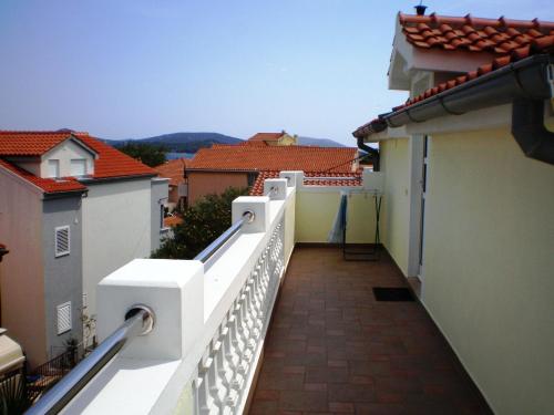 Oaza Tribunj Sea View - image 10