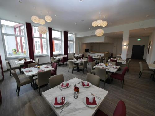 餐廳, Ruhr Inn Hotel in 哈廷根