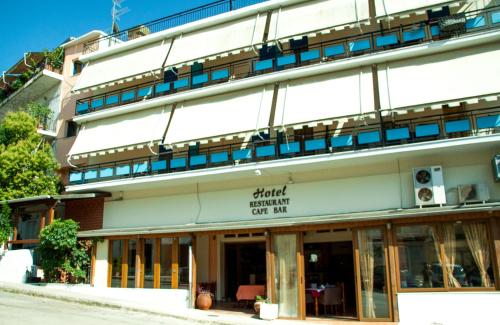 Stavrodromi Hotel, Igoumenitsa bei Rizón