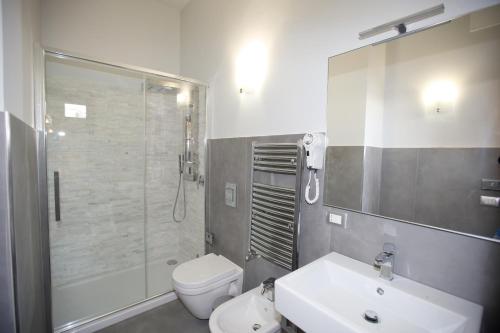 Deluxe Triple Room with Sea View image 10
