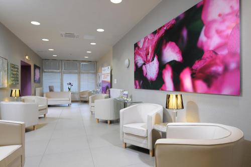 Mark Apart Hotel - image 2