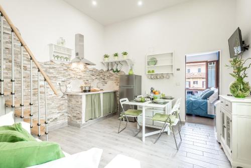 Dreamy Guelfa - image 13