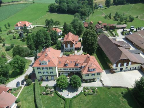 Hotel Dienstl Gut, Launsdorf bei Neuhaus