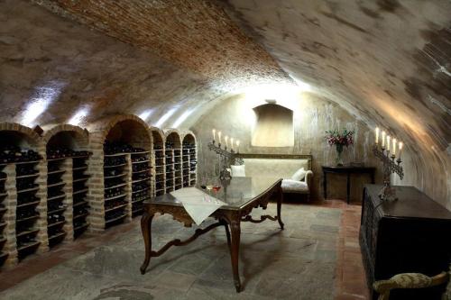 Létesítmények, Hotel Castillo de Arteaga in Gautegiz De Arteaga