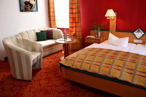 1 queen bed