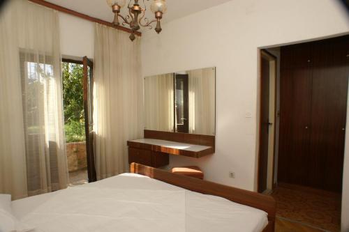  Double Room Supetar 2868f, Pension in Supetar
